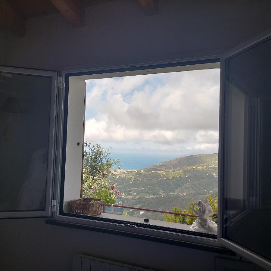 The House In The Green Affitta Camere Casarza Ligure Exterior photo