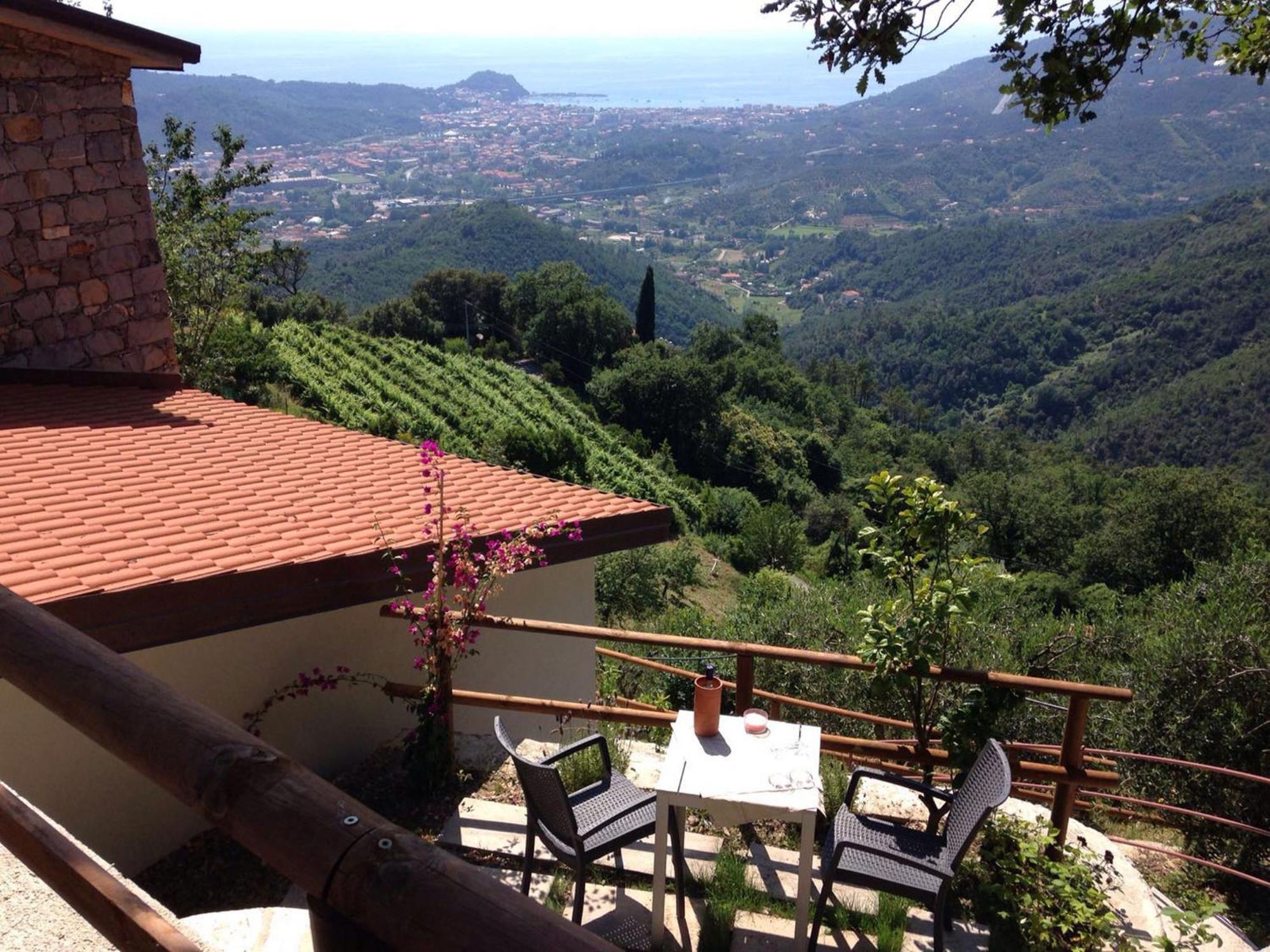 The House In The Green Affitta Camere Casarza Ligure Exterior photo
